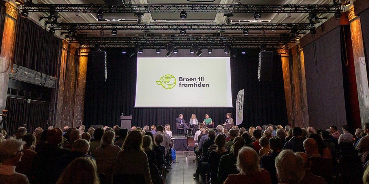 Broen til framtiden 2025 samlet et stort publikum, i tillegg til de mange som så den via strømming. Nå er konferansen tilgengelig i opptak.